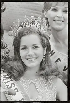 Miss USA Dorthy Anstett