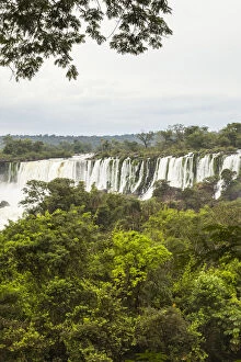 Images Dated 4th April 2015: Mist over Iguazu Falls, Argentina