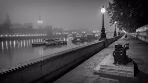 Images Dated 30th January 2018: Misty Westminster