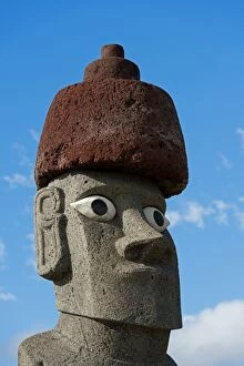 Chile Collection: Moai statue, head, Easter Island, Chile