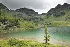 Moaralmsee lake and in the rear Mt. Filzscharte, Schladminger Tauern mountain range, Styria, Austria, Europe