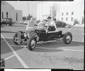 Roadster Prints: Models in Hot Rod at National Roadster Show