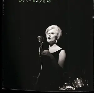 monica-zetterlund-stage-