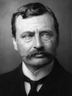Portrait Male Facial Prints: Monocled Major