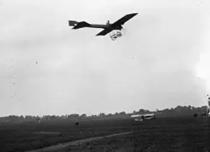 Transport H Prints: Monoplane