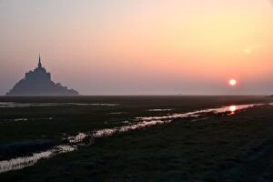Images Dated 23rd March 2014: Mont Saint Michel bay