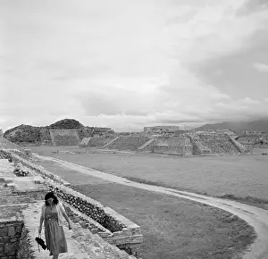 Lac0123 Prints: Monte Alban, Mexico