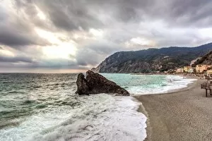 Images Dated 9th October 2014: Monterosso al Mare, Cinque Terre, Italy