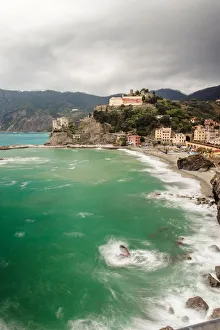 Manarola Collection: Monterosso al Mare coastline, Cinque Terre, Italy