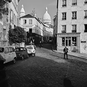 Montmartre Street Scene