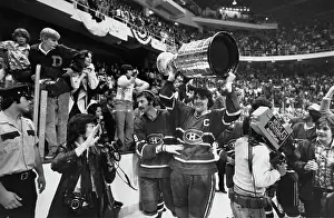 Huty32804 Prints: Montreal Canadiens Celebrating Stanley Cup Victory, 1977