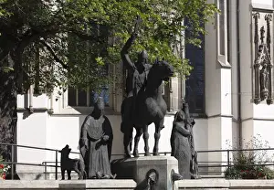 Riders Prints: Monument in front of the cathedral