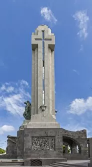 Images Dated 5th September 2016: Monument Monumento a los Caidos, Plaza de Espana, Santa Cruz, Tenerife, Canary Islands, Spain