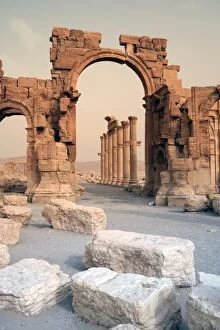 Images Dated 24th August 2008: Monumental Arch, Palmyra, Syria