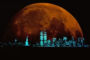 World Trade Centre, New York Gallery: Moon Behind New York