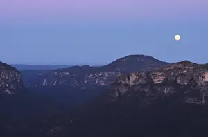 Moonrise over the Grose Valley