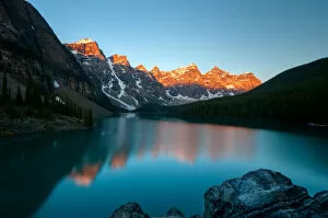 Images Dated 23rd August 2012: Moraine Lake Morning