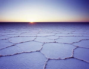 Images Dated 13th August 2014: Morning light, first sunlight, Salar de Uyuni, Salt Lake, Altiplano, Bolivia