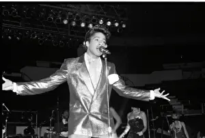 8 1 18 Ochs Prints: Morris Day Performing