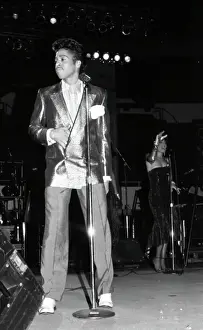 8 1 18 Ochs Prints: Morris Day Performing