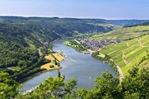 Moselle River with the village of Enkirch surrounded by vineyards, Bernkastel-Wittlich, Rhineland-Palatinate, Germany