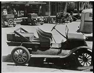 Marion Prints: Motor Vehicle on Main Street