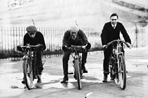 Oxford England Gallery: Motorcycles Line Up