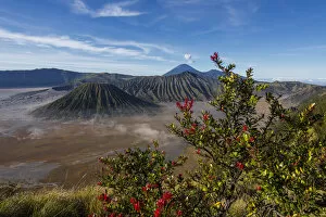 Images Dated 15th September 2013: Mount Bromo