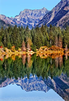 Images Dated 16th October 2010: Mount Chikamin reflecting in lake, Wenatchee National Forest, Washington State, USA