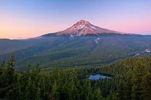 Jesse Estes Landscape Photography Gallery: Mount hood and mirror lake