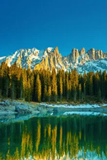 Images Dated 5th May 2011: Mountain lake surrounded by pine forest (Carezza Lake in the Latemar mountain range, South Tyrol)