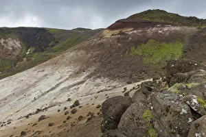 Images Dated 9th September 2014: Mountain slope in the Seltun geothermal area near Krysuvik or Krisuvik, Reykjanesskagi