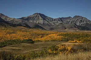 Mountains and foothills with autumn colours