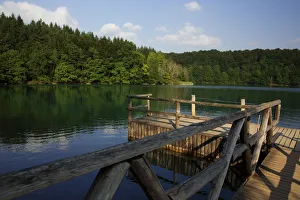 Croatia Collection: Moving into the lake