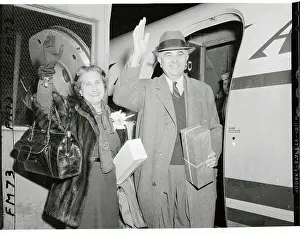 Mr. and Mrs. Alberto Gainza Paz Waving