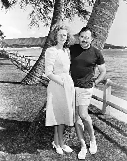 Waikiki Prints: Mr And Mrs Hemmingway At Waikiki