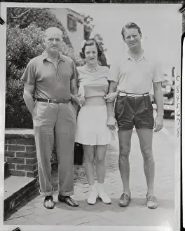 Mrs. Charles Merrill and Friends Vacationing in Southampton