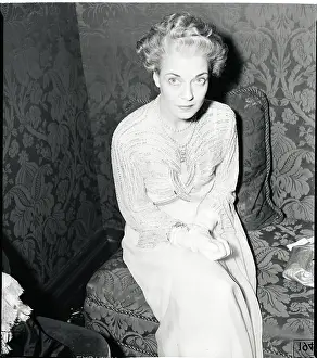 Opening Prints: Mrs. Harrison Williams At Opera