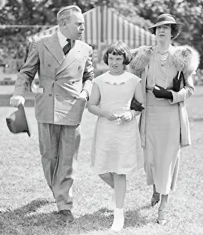 Designer Prints: Mrs. Harry Payne Whitney and her niece Gloria Vanderbilt