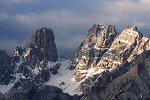 Images Dated 29th June 2009: Mt Cristallo mountain in the morning, South Tyrol, Italy, Europe