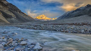 Images Dated 19th May 2014: mt. Everest from Everest Base Camp, Tibet, China