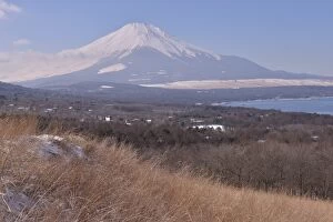 Images Dated 11th February 2016: Mt Fuji in Winter
