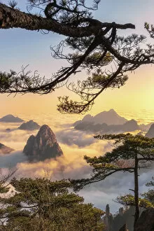 Paintings Gallery: Mt. Huangshan in Anhui, China