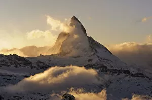 Images Dated 30th January 2010: Mt Matterhorn in the light of the setting sun, Zermatt, Valais, Switzerland, Europe, Europe