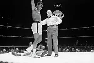 Fallen Prints: Muhammad Ali Knocks Out Cleveland Williams