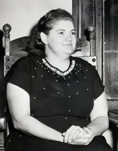 Murderer Prints: Murderer Martha Beck Following Her Arraignment