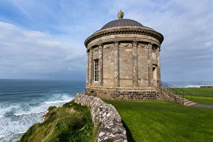 Images Dated 11th November 2016: Mussenden temple in Londonderry, Northern Ireland