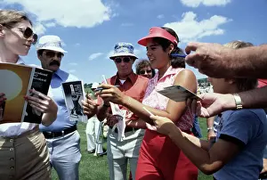 Nancy Lopez Signing Autographs