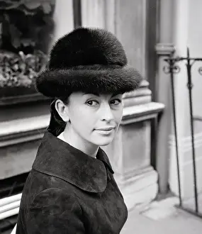 Mink Prints: Nanette Newman With New Hat