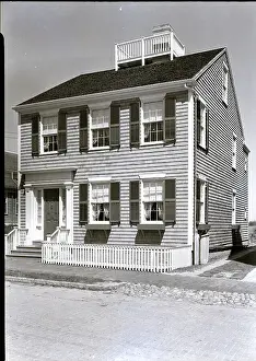 Nantucket Prints: Nantucket House With Fence And Roof Walk